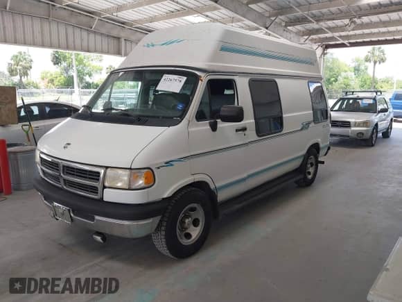 1997 Dodge RAM with VIN 2B7HB21Z5VK542321, listed as a IAAI auction lot 42267578 with 115,874 mi miles and . Bid and sale history available at DreamBid. Image 2.