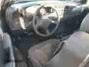 2002 Chevrolet Silverado 1500 с VIN 1GCEC14V12Z187613, выставлен на аукционе Copart как лот 89527965 с пробегом Не указан миль и Списание • Salvage title. История ставок и продаж доступна на DreamBid. Изображение 8.