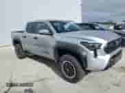 2024 Toyota Tacoma TRD Off Road with VIN 3TMLB5JN6RM029446, listed as a Copart auction lot 86650705 with 27,292 mi miles and Clean title. Bid and sale history available at DreamBid. Image 4.