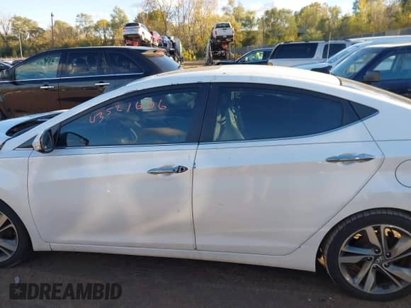 2016 Hyundai Elantra SE with VIN 5NPDH4AE3GH659036, listed as a IAAI auction lot 43521606 with 86,988 mi miles and . Bid and sale history available at DreamBid. Image 15.