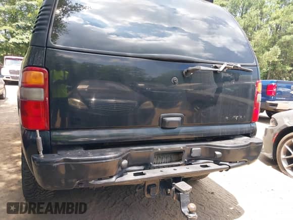 2003 Chevrolet Tahoe Z71 с VIN 1GNEK13T23R213938, выставлен на аукционе IAAI как лот 42603485 с пробегом 249 246 миль миль и . История ставок и продаж доступна на DreamBid. Изображение 6.