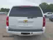 2013 Chevrolet Suburban LT z VIN 1GNSKJE72DR126867, wystawiony jako IAAI lot #43030718 z przebiegiem 204 419 mil mil oraz . Historia ofert i sprzedaży dostępna na DreamBid. Obrazek 16.