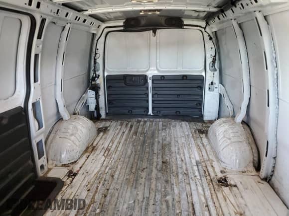 2019 Chevrolet Express Cargo с VIN 1GCWGAFG7K1178386, выставлен на аукционе Copart как лот 56362595 с пробегом 173 602 миль миль и Списание • Salvage title. История ставок и продаж доступна на DreamBid. Изображение 10.
