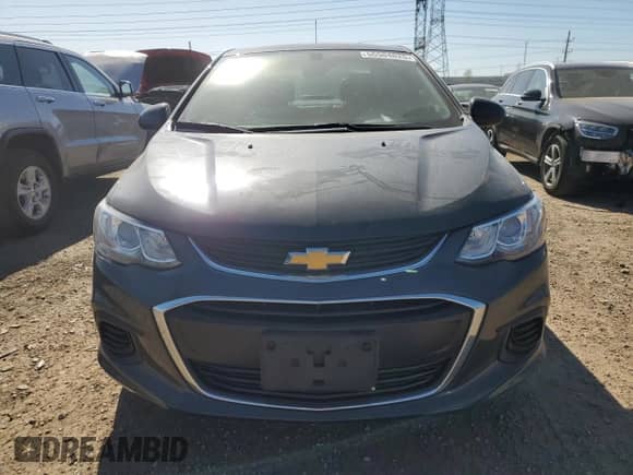 2020 Chevrolet Sonic Premier z VIN 1G1JF5SB2L4121035, wystawiony jako Copart lot #56504625 z przebiegiem 67 329 mil mil oraz Szkoda całkowita • Salvage title. Historia ofert i sprzedaży dostępna na DreamBid. Obrazek 5.