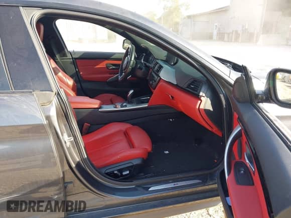 2016 BMW 4 Series 428i xDrive с VIN WBA4C9C51GG135667, выставлен на аукционе IAAI как лот 43333807 с пробегом 108 176 миль миль и . История ставок и продаж доступна на DreamBid. Изображение 5.