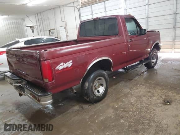 1994 Ford F-150 z VIN 1FTEF14N6RNB76888, wystawiony jako Copart lot #48358235 z przebiegiem 274 478 mil mil oraz Szkoda całkowita • Salvage title. Historia ofert i sprzedaży dostępna na DreamBid. Obrazek 3.