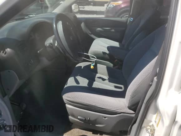 2006 Dodge Grand Caravan SXT with VIN 2D4GP44L46R626139, listed as a Copart auction lot 57703525 with 169,157 mi miles and Salvage title. Bid and sale history available at DreamBid. Image 7.