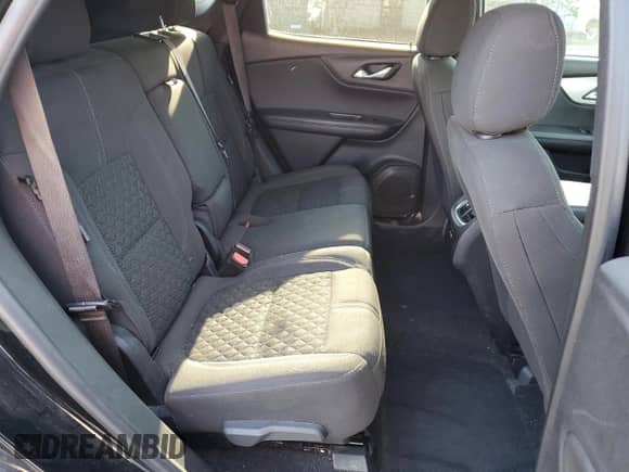 2021 Chevrolet Blazer LT z VIN 3GNKBBRA0MS529674, wystawiony jako Copart lot #69258085 z przebiegiem 138 820 mil mil oraz Szkoda całkowita • Salvage title. Historia ofert i sprzedaży dostępna na DreamBid. Obrazek 11.