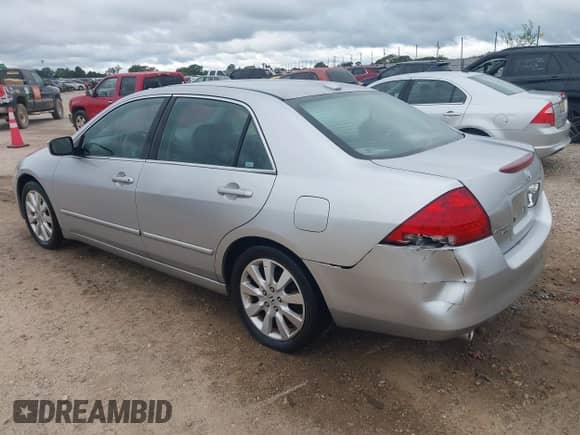 2007 Honda Accord EX-L с VIN 1HGCM66867A050067, выставлен на аукционе IAAI как лот 43321311 с пробегом 139 370 миль миль и . История ставок и продаж доступна на DreamBid. Изображение 3.