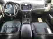 2013 Chrysler 300 C с VIN 2C3CCAET2DH556412, выставлен на аукционе Copart как лот 60144115 с пробегом 91 674 миль миль и Списание • Salvage title. История ставок и продаж доступна на DreamBid. Изображение 8.