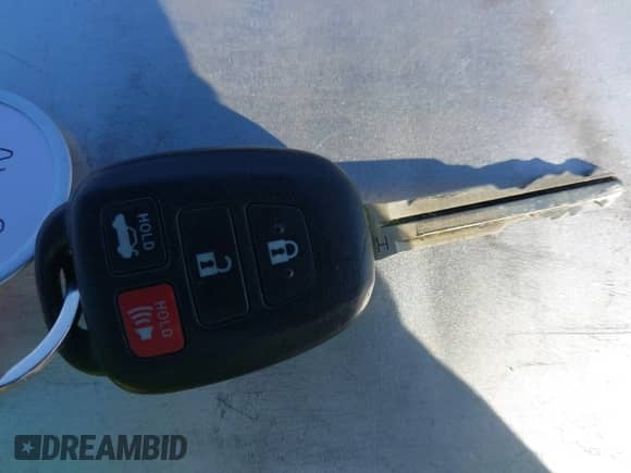 2016 Toyota Camry LE с VIN 4T4BF1FK5GR563510, выставлен на аукционе IAAI как лот 43227120 с пробегом 191 099 миль миль и . История ставок и продаж доступна на DreamBid. Изображение 11.