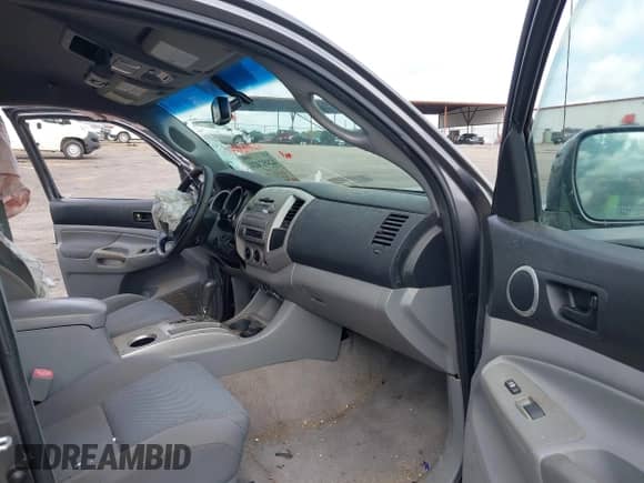 2011 Toyota Tacoma PreRunner с VIN 5TFJU4GN7BX005708, выставлен на аукционе IAAI как лот 42492424 с пробегом 199 597 миль миль и . История ставок и продаж доступна на DreamBid. Изображение 5.