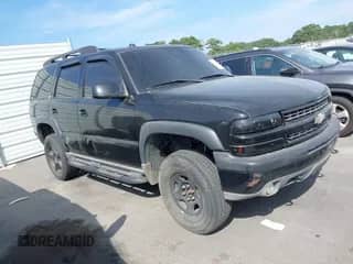 2004 Chevrolet Tahoe LS z VIN 1GNEK13T34R236758, wystawiony jako IAAI lot #43135187 z przebiegiem 241 355 mil mil oraz . Historia ofert i sprzedaży dostępna na DreamBid. Obrazek 1.