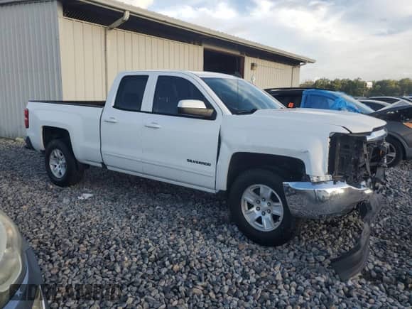 2018 Chevrolet Silverado 1500 LT с VIN 1GCRCREC5JZ181910, выставлен на аукционе Copart как лот 85835015 с пробегом 81 394 миль миль и Списание • Salvage title. История ставок и продаж доступна на DreamBid. Изображение 4.