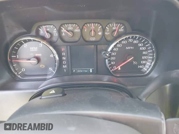2015 Chevrolet Silverado 2500HD z VIN 1GB1KUE87FF512823, wystawiony jako IAAI lot #40921228 z przebiegiem 265 411 mil mil oraz . Historia ofert i sprzedaży dostępna na DreamBid. Obrazek 6.