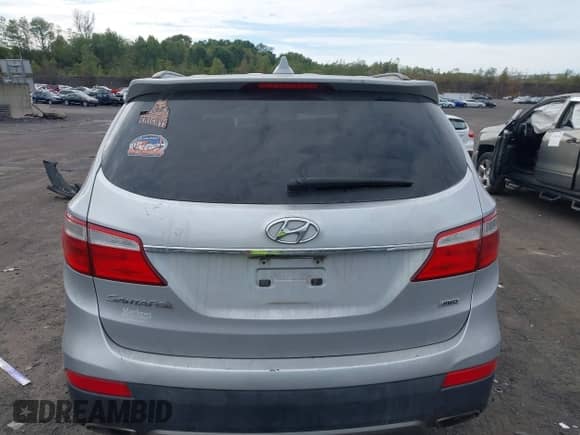 2016 Hyundai Santa Fe SE с VIN KM8SMDHF3GU144329, выставлен на аукционе IAAI как лот 43391435 с пробегом 141 811 миль миль и . История ставок и продаж доступна на DreamBid. Изображение 16.