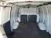 2022 Chevrolet Express Cargo с VIN 1GCWGAF71N1173799, выставлен на аукционе Copart как лот 72360234 с пробегом 37 558 миль миль и Списание • Salvage title. История ставок и продаж доступна на DreamBid. Изображение 10.