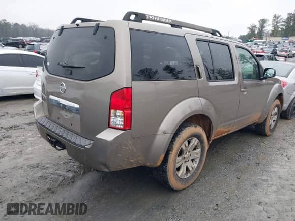 2007 Nissan Pathfinder S with VIN 5N1AR18U67C616331, listed as a IAAI auction lot 41426706 with 260,408 mi miles and . Bid and sale history available at DreamBid. Image 4.