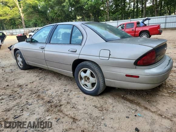 1999 Chevrolet Lumina LTZ с VIN 2G1WN52K4X9106015, выставлен на аукционе Copart как лот 62060385 с пробегом 262 447 миль миль и Списание • Salvage title. История ставок и продаж доступна на DreamBid. Изображение 2.