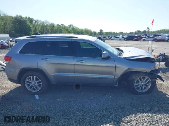 2018 Jeep Grand Cherokee Altitude с VIN 1C4RJEAG6JC149428, выставлен на аукционе IAAI как лот 42007543 с пробегом 67 319 миль миль и . История ставок и продаж доступна на DreamBid. Изображение 14.