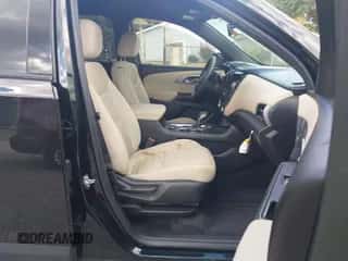 2023 Chevrolet Traverse LS z VIN 1GNEVFKW9PJ214847, wystawiony jako IAAI lot #43099009 z przebiegiem 55 144 mil mil oraz . Historia ofert i sprzedaży dostępna na DreamBid. Obrazek 5.