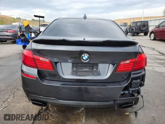 2013 BMW 5 Series 550i xDrive с VIN WBAFU9C53DDY71769, выставлен на аукционе Copart как лот 70529935 с пробегом 150 840 миль миль и Списание • Salvage title. История ставок и продаж доступна на DreamBid. Изображение 6.