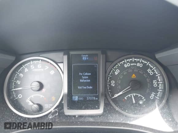 2019 Toyota Tacoma SR5 с VIN 3TMAZ5CN5KM095489, выставлен на аукционе IAAI как лот 42634067 с пробегом 37 078 миль миль и . История ставок и продаж доступна на DreamBid. Изображение 7.
