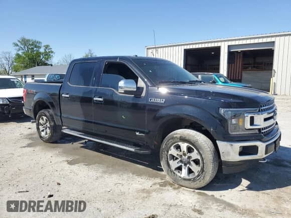 2018 Ford F-150 XL z VIN 1FTEW1EG4JFA12330, wystawiony jako Copart lot #53233715 z przebiegiem 130 938 mil mil oraz Szkoda całkowita • Salvage title. Historia ofert i sprzedaży dostępna na DreamBid. Obrazek 4.