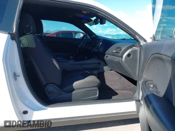 2018 Dodge Challenger SXT with VIN 2C3CDZAG1JH178583, listed as a IAAI auction lot 43353022 with 51,096 mi miles and . Bid and sale history available at DreamBid. Image 5.