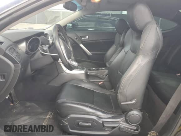 2010 Hyundai Genesis Coupe с VIN KMHHT6KD9AU027748, выставлен на аукционе Copart как лот 67351305 с пробегом 57 929 миль миль и Списание • Salvage title. История ставок и продаж доступна на DreamBid. Изображение 7.