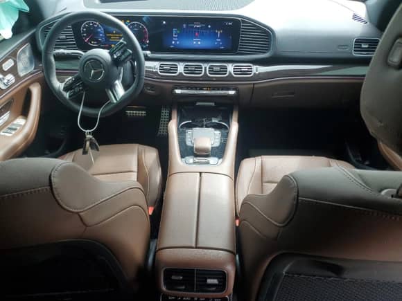 2024 Mercedes-Benz GLS 450 с VIN 4JGFF5KE6RB267770, выставлен на аукционе Copart как лот 63185975 с пробегом 13 349 миль миль и Списание • Salvage title. История ставок и продаж доступна на DreamBid. Изображение 8.