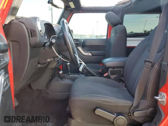 2018 Jeep Wrangler Sahara с VIN 1C4AJWBGXJL937095, выставлен на аукционе Copart как лот 46142495 с пробегом 34 408 миль миль и Списание • Salvage title. История ставок и продаж доступна на DreamBid. Изображение 7.