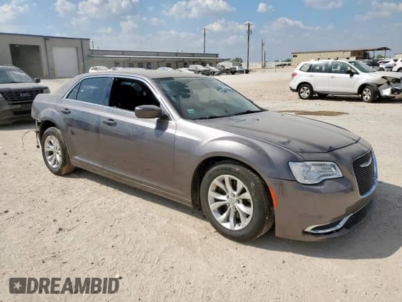 2015 Chrysler 300 Limited с VIN 2C3CCAAG9FH838039, выставлен на аукционе Copart как лот 85265925 с пробегом 108 499 миль миль и Списание • Salvage title. История ставок и продаж доступна на DreamBid. Изображение 4.