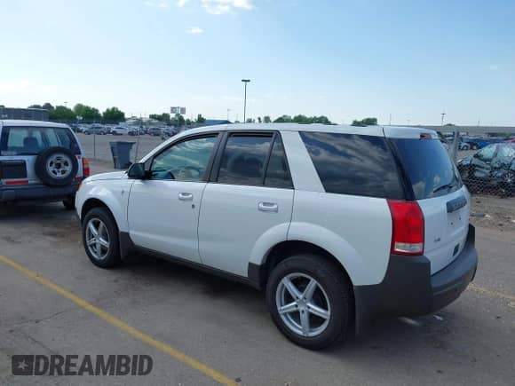 2004 Saturn VUE V6 с VIN 5GZCZ53454S889756, выставлен на аукционе IAAI как лот 42488291 с пробегом 175 167 миль миль и . История ставок и продаж доступна на DreamBid. Изображение 3.