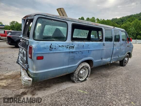 1989 Dodge Passenger with VIN 2B5WB35Z5KK357083, listed as a Copart auction lot 63184235 with 79,969 mi miles and Salvage title. Bid and sale history available at DreamBid. Image 3.
