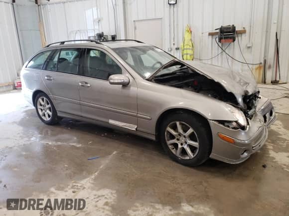 2005 Mercedes-Benz C 240 with VIN WDBRH81JX5F565395, listed as a Copart auction lot 69967244 with 141,692 mi miles and Non repairable. Bid and sale history available at DreamBid. Image 4.