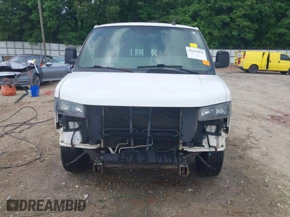 2018 Chevrolet Express Cargo with VIN 1GCWGAFG9J1344695, listed as a IAAI auction lot 42231830 with 147,926 mi miles and . Bid and sale history available at DreamBid. Image 6.