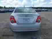 2012 Chevrolet Sonic LS с VIN 1G1JA5SH9C4223421, выставлен на аукционе IAAI как лот 43126074 с пробегом 180 689 миль миль и . История ставок и продаж доступна на DreamBid. Изображение 16.
