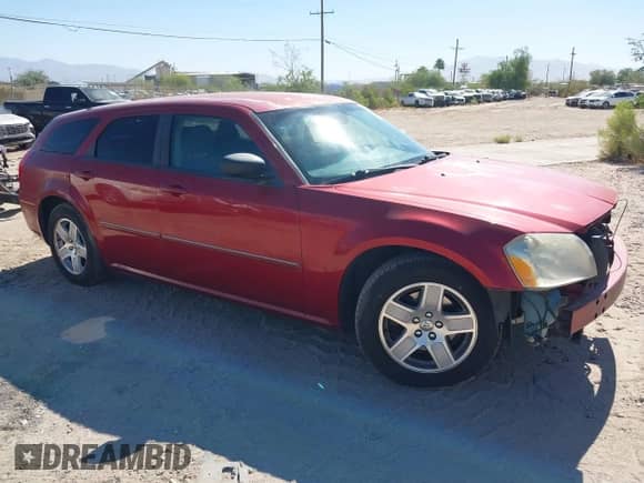 2007 Dodge Magnum with VIN 2D4FV47V97H794185, listed as a IAAI auction lot 42520715 with 145,425 mi miles and . Bid and sale history available at DreamBid. Image 1.
