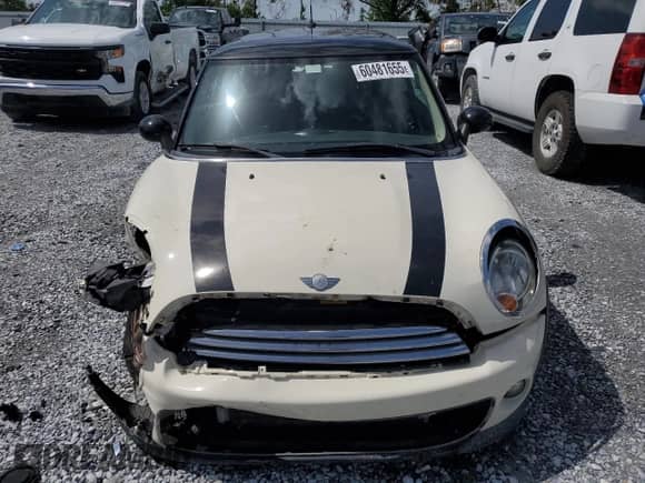 2013 MINI Hardtop with VIN WMWSU3C59DT686532, listed as a Copart auction lot 60481655 with 78,711 mi miles and Salvage title. Bid and sale history available at DreamBid. Image 5.