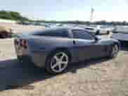 2010 Chevrolet Corvette 2LT с VIN 1G1YF2DW8A5107225, выставлен на аукционе Copart как лот 61450055 с пробегом 66 014 миль миль и Списание • Salvage title. История ставок и продаж доступна на DreamBid. Изображение 3.