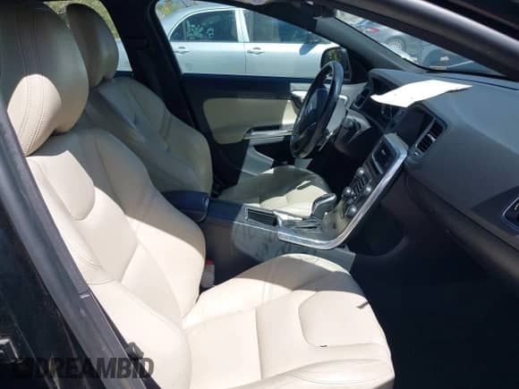 2015 Volvo S60 T5 Drive-E Premier with VIN YV140MFB3F2299721, listed as a IAAI auction lot 42013732 with 82,407 mi miles and . Bid and sale history available at DreamBid. Image 5.