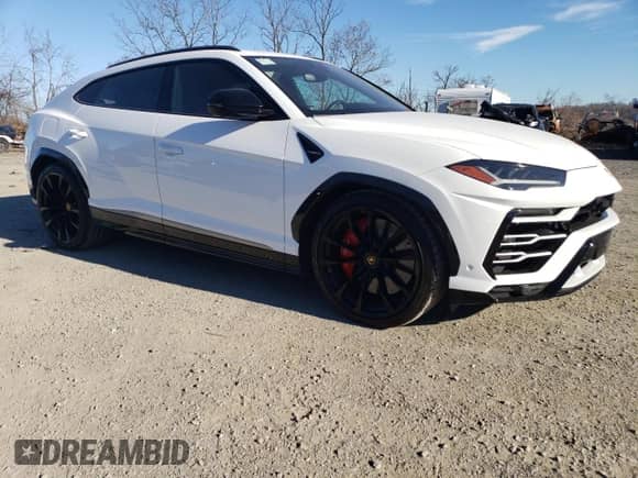 2021 Lamborghini Urus with VIN ZPBUA1ZL8MLA11388, listed as a Copart auction lot 81306374 with 30,219 mi miles and Salvage title. Bid and sale history available at DreamBid. Image 4.