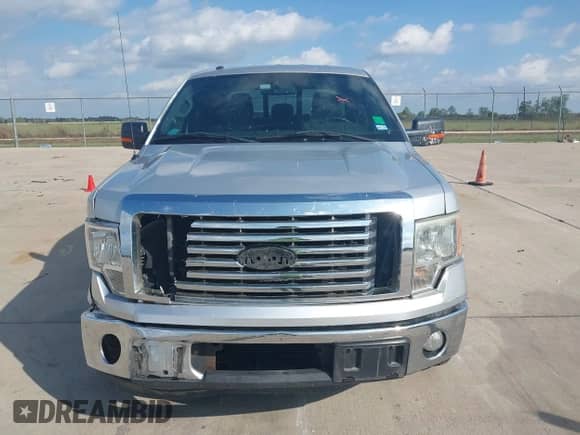 2012 Ford F-150 Lariat with VIN 1FTFW1CT6CFC93697, listed as a IAAI auction lot 43575540 with 195,786 mi miles and . Bid and sale history available at DreamBid. Image 12.