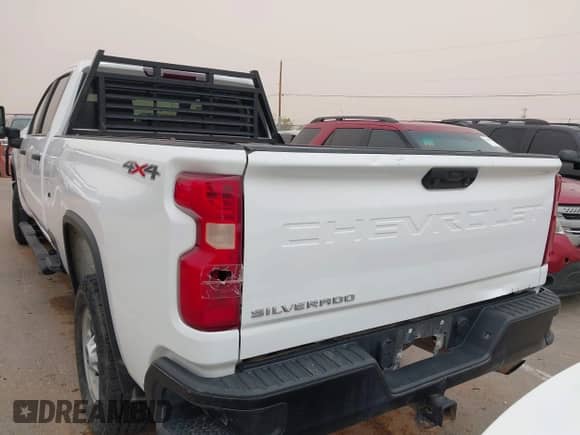 2021 Chevrolet Silverado 2500HD Work Truck z VIN 1GC1YLE70MF136474, wystawiony jako IAAI lot #42192171 z przebiegiem 123 759 mil mil oraz . Historia ofert i sprzedaży dostępna na DreamBid. Obrazek 16.