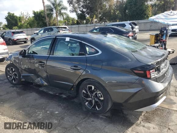 2025 Hyundai Sonata SEL with VIN KMHL64JAXSA487095, listed as a Copart auction lot 86629305 with 11,668 mi miles and Non repairable. Bid and sale history available at DreamBid. Image 2.