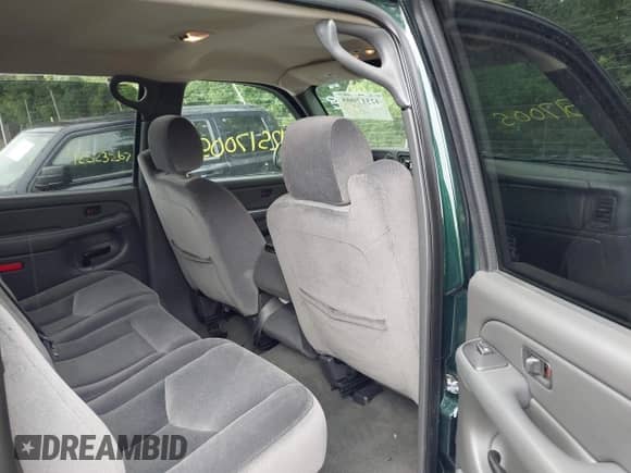 2005 GMC Sierra 1500 SLE with VIN 2GTEK13T751268325, listed as a IAAI auction lot 42517005 with 159,271 mi miles and . Bid and sale history available at DreamBid. Image 8.