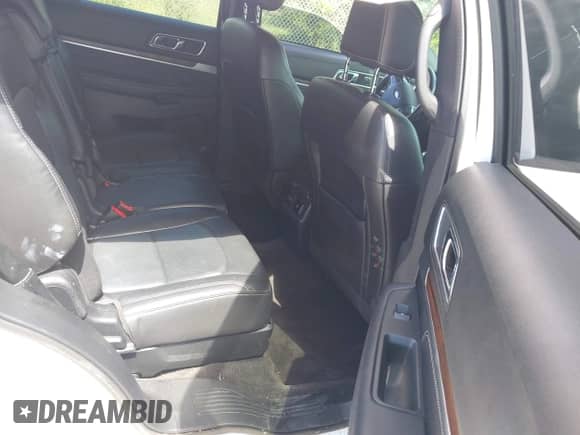 2017 Ford Explorer Limited z VIN 1FM5K8F87HGE34054, wystawiony jako IAAI lot #43307306 z przebiegiem 64 044 mil mil oraz . Historia ofert i sprzedaży dostępna na DreamBid. Obrazek 8.