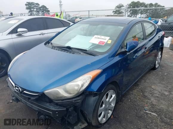 2013 Hyundai Elantra GLS с VIN KMHDH4AE1DU957596, выставлен на аукционе IAAI как лот 41801660 с пробегом 170 086 миль миль и . История ставок и продаж доступна на DreamBid. Изображение 17.