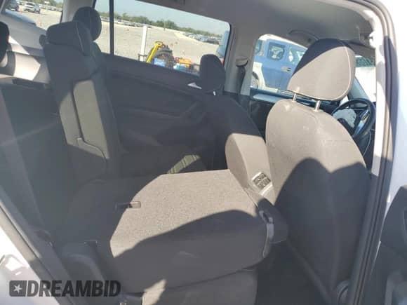 2024 Volkswagen Tiguan S с VIN 3VVRB7AX4RM208190, выставлен на аукционе Copart как лот 87431665 с пробегом 8 938 миль миль и На запчасти • Non repairable. История ставок и продаж доступна на DreamBid. Изображение 10.